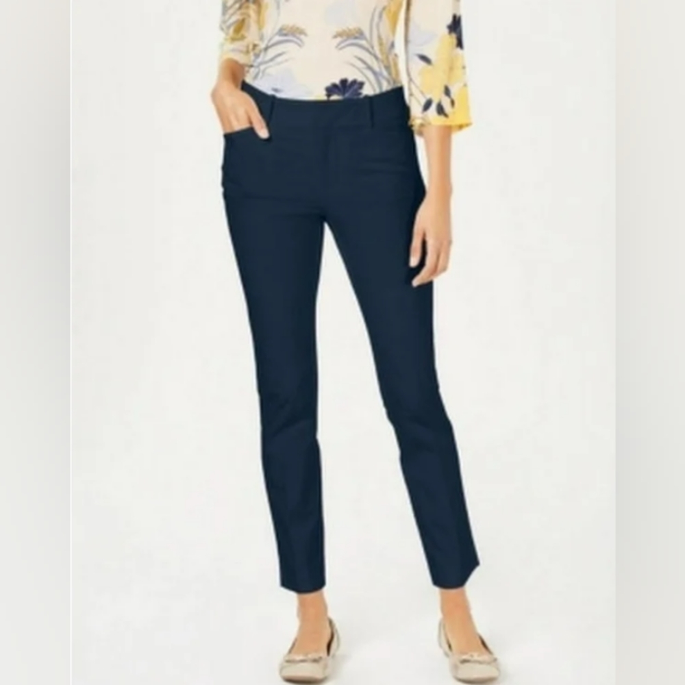Charter club pant shop women's blue straight leg size 12 pants